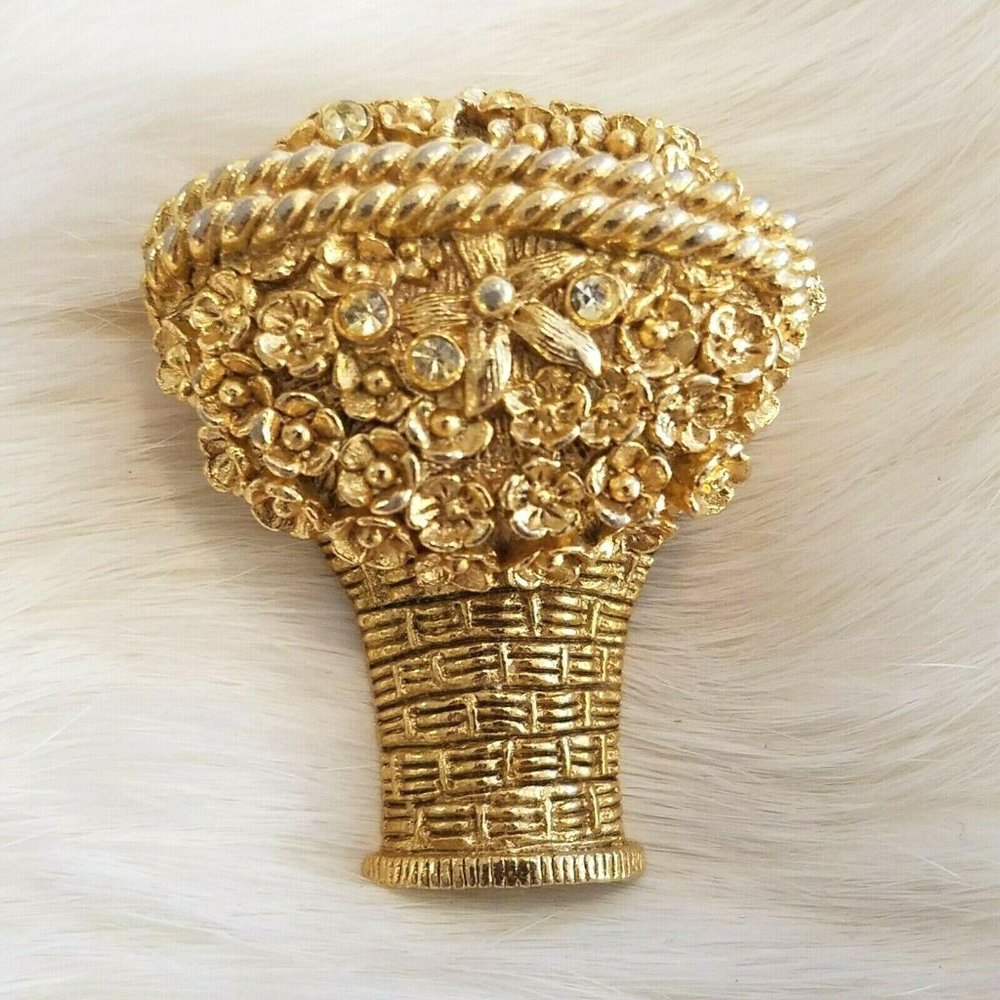 Vtg Avon Flower Basket Brooch 3688